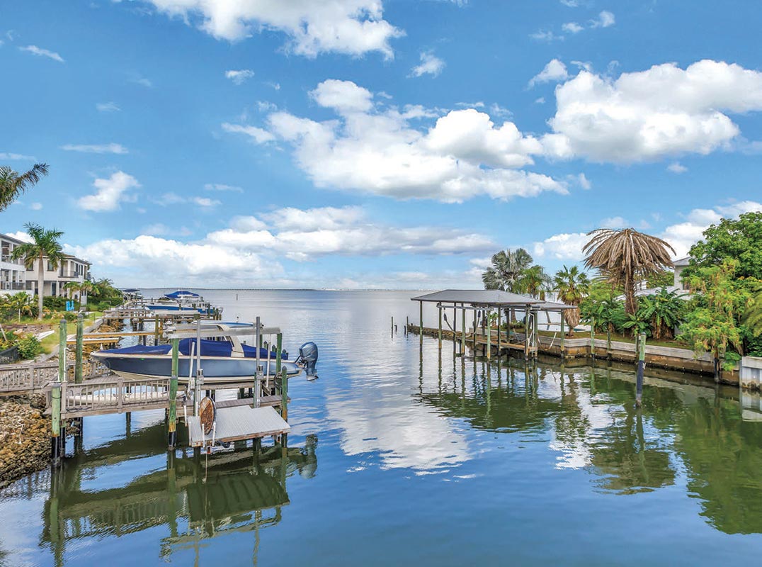 Waterfront JHome on San Miguel Pointe